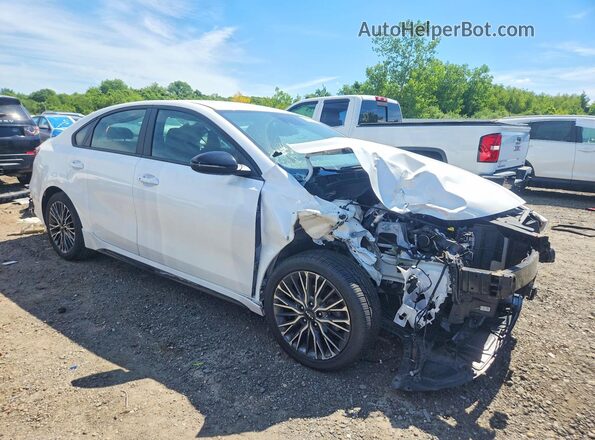 3KPF54AD2PE603649 2023 KIA FORTE White Delantero derecho