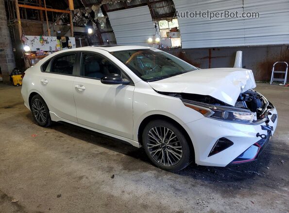 3KPF54AD2PE646663 2023 KIA FORTE White Առջևի աջ