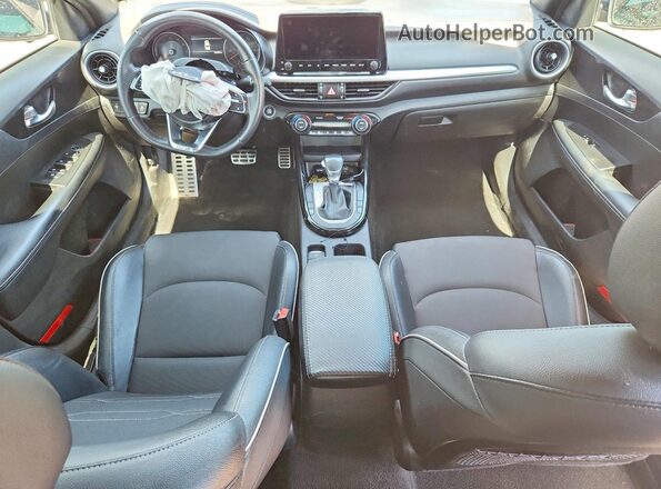 3KPF54AD2RE728718 2024 KIA FORTE Black წინა პანელის ხედი