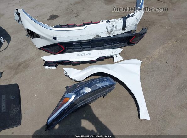 3KPF54AD2RE750573 2024 KIA FORTE Белый Вид щитка приборов