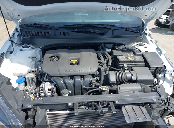 3KPF54AD2RE750573 2024 KIA FORTE Белый Вид сзади