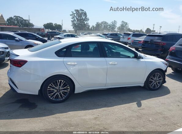 3KPF54AD2RE750573 2024 KIA FORTE Белый Панорамный вид салона 360°