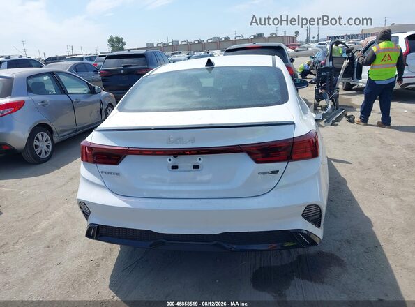 3KPF54AD2RE750573 2024 KIA FORTE Белый 