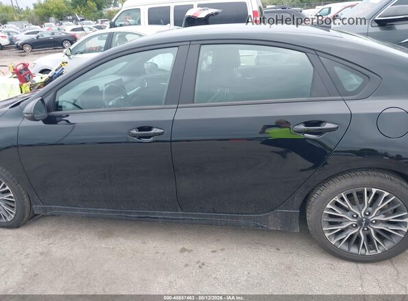 3KPF54AD2RE764912 2024 KIA FORTE Black 360 interior view