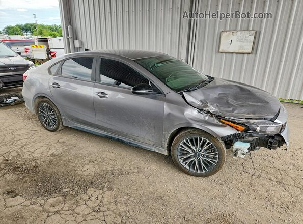 3KPF54AD2RE826602 2024 KIA FORTE Silver Delantero derecho
