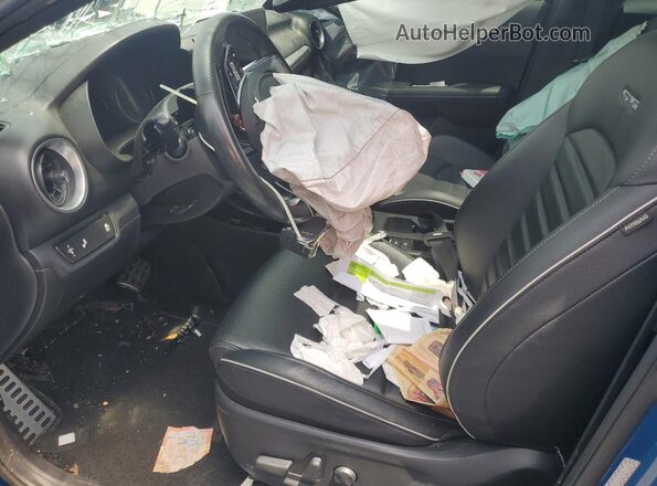 3KPF54AD3NE423464 2022 KIA FORTE Синий Вид салона спереди