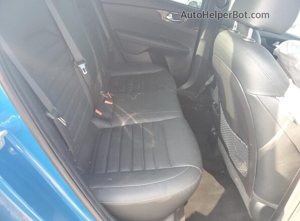 3KPF54AD3NE423464 2022 KIA FORTE Синий Вид задних сидений