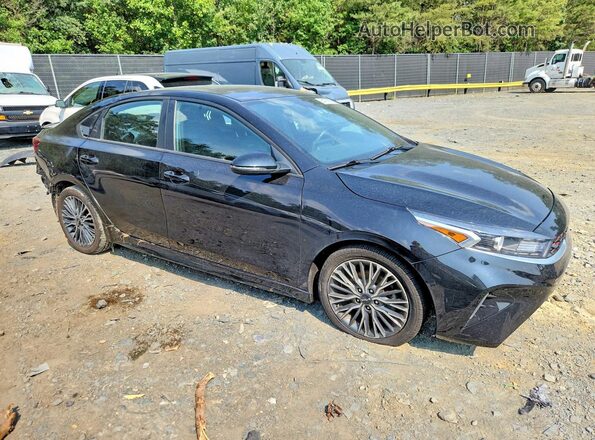 3KPF54AD3PE591026 2023 KIA FORTE Черный Передняя правая четверть