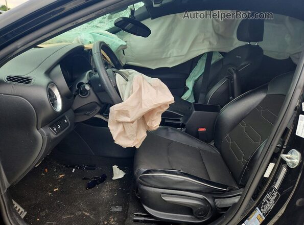 3KPF54AD3PE611243 2023 KIA FORTE Black Widok wnętrza z przodu