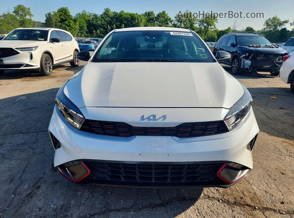 3KPF54AD3PE646140 2023 KIA FORTE White Դիմացի տեսք