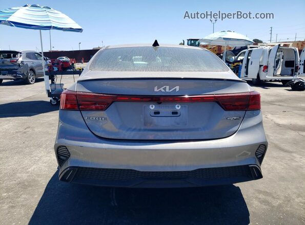 3KPF54AD4PE612031 2023 KIA FORTE Gray Widok z tyłu