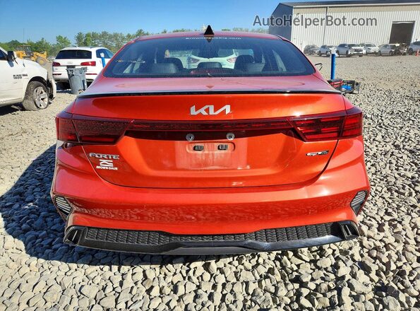 3KPF54AD4PE639925 2023 KIA FORTE Оранжевый Вид сзади