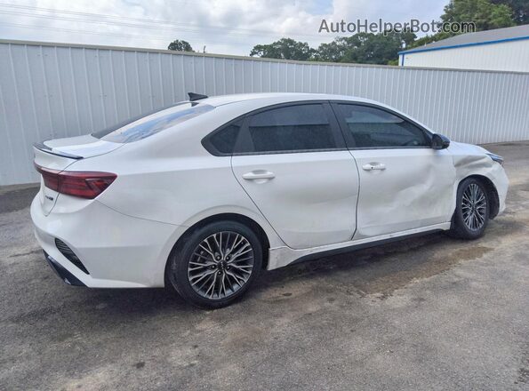 3KPF54AD4RE835236 2024 KIA FORTE White Հետևի աջ