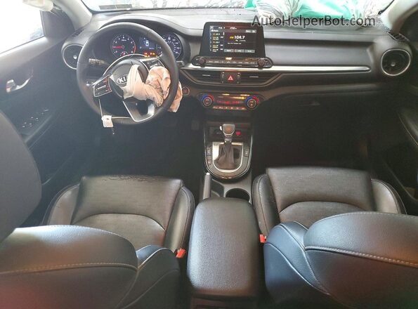 3KPF54AD5KE035227 2019 KIA FORTE White Vista del salpicadero
