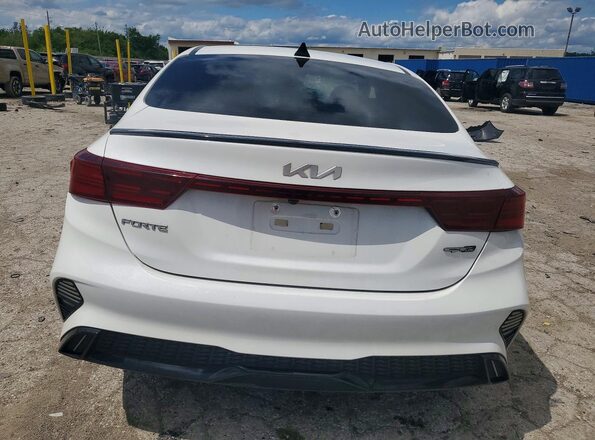 3KPF54AD5PE648715 2023 KIA FORTE White Հետևի տեսք
