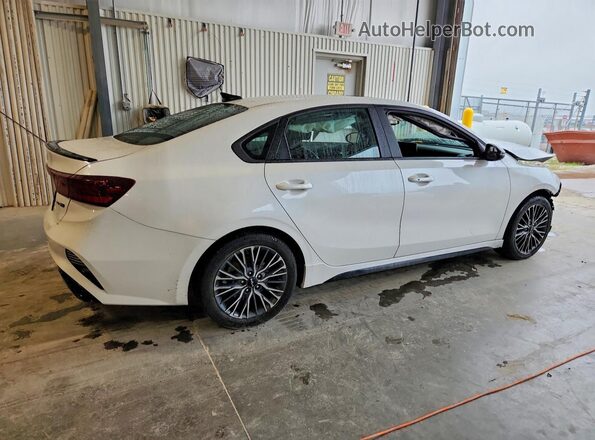 3KPF54AD5RE700816 2024 KIA FORTE White Задня права чверть