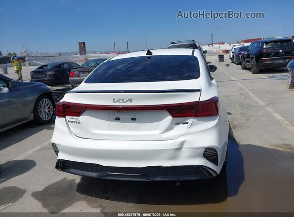 3KPF54AD6PE615402 2023 KIA FORTE White 