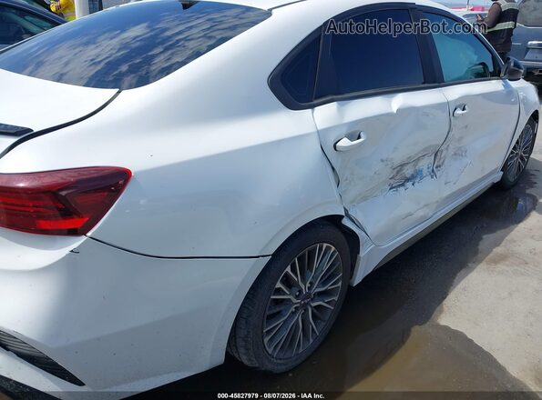 3KPF54AD6PE615402 2023 KIA FORTE White 