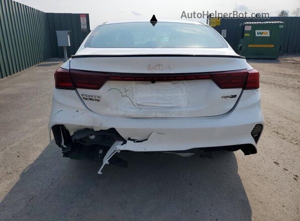 3KPF54AD6PE667774 2023 KIA FORTE Белый Вид сзади