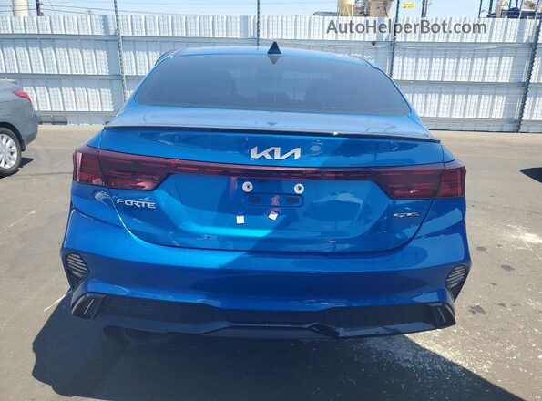 3KPF54AD6RE735297 2024 KIA FORTE Синий Вид сзади