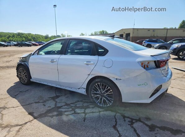 3KPF54AD6RE802397 2024 KIA FORTE White Tył lewy