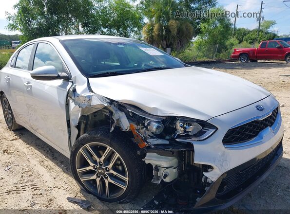 3KPF54AD7KE040672 2019 KIA FORTE White Vista frontal