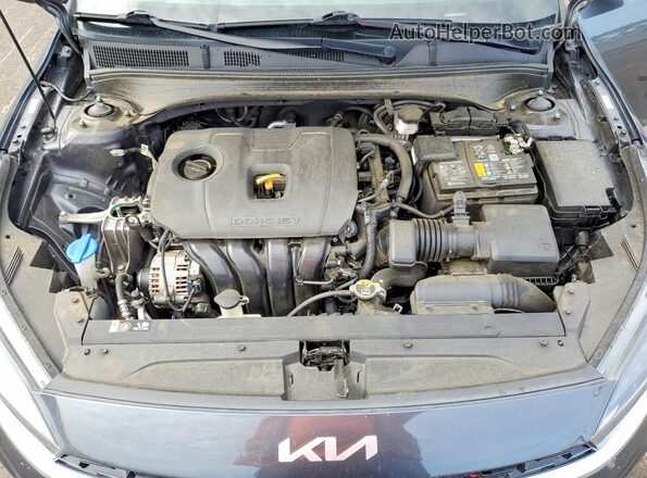 3KPF54AD7PE556456 2023 KIA FORTE Gray Вид задньої частини салону