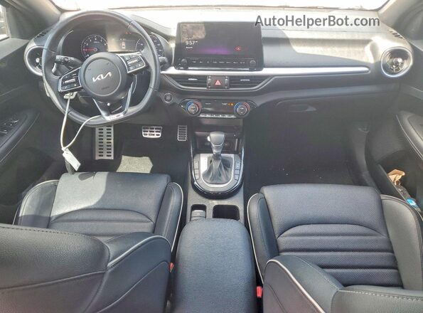 3KPF54AD7PE662857 2023 KIA FORTE Charcoal Առջևի վահանակի տեսք