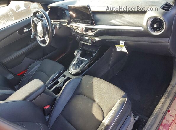 3KPF54AD7RE779650 2024 KIA FORTE Red წინა პანელის ხედი