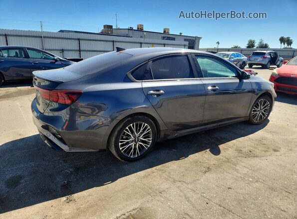 3KPF54AD8RE732658 2024 KIA FORTE Charcoal Tył prawy