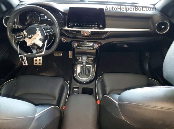 3KPF54AD8RE788759 2024 KIA FORTE Blue წინა პანელის ხედი