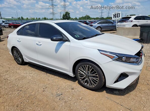 3KPF54AD8RE824188 2024 KIA FORTE Белый Передняя правая четверть