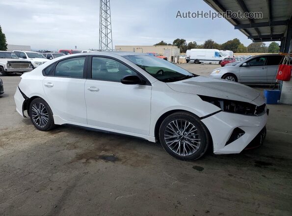 3KPF54AD9NE452208 2022 KIA FORTE White Delantero derecho