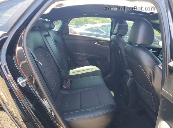 3KPF54AD9PE532417 2023 KIA FORTE Black Rear seats view