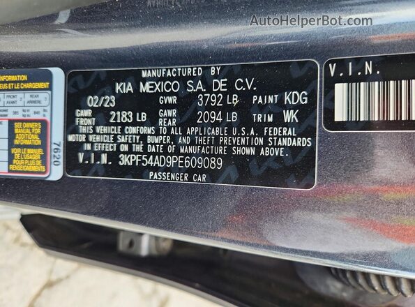 3KPF54AD9PE609089 2023 KIA FORTE Gray Vista del compartimento del motor