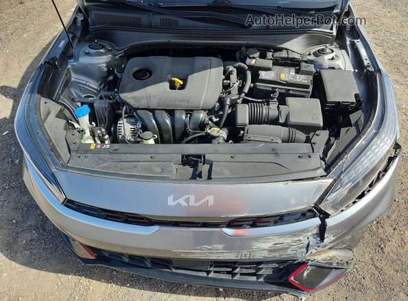 3KPF54AD9PE611702 2023 KIA FORTE Gray Vista interior trasera
