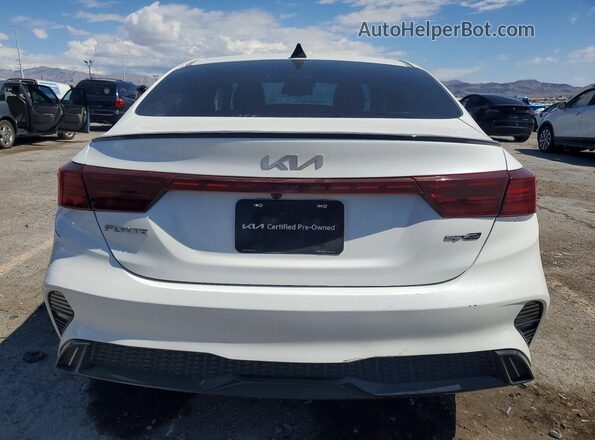 3KPF54AD9PE687159 2023 KIA FORTE White Vista trasera
