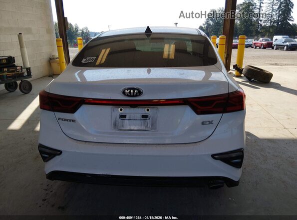 3KPF54ADXKE037619 2019 KIA FORTE White 