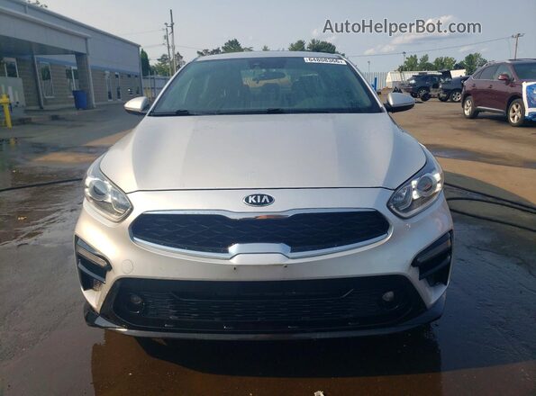 3KPF54ADXLE209617 2020 KIA FORTE Серебряный Вид спереди