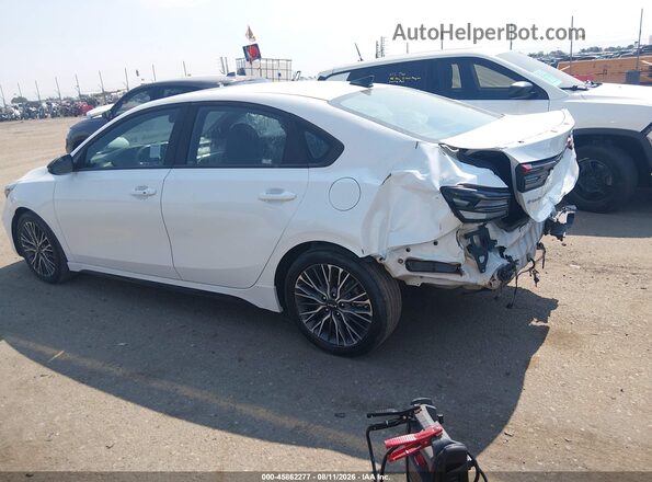 3KPF54ADXPE518882 2023 KIA FORTE White Панорамний вид салону 360°