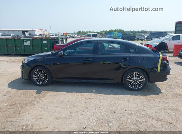 3KPF54ADXRE839419 2024 KIA FORTE Black Widok wnętrza 360 stopni