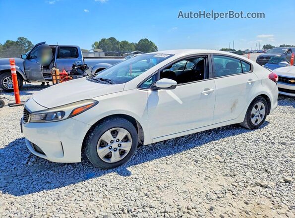 3KPFK4A70HE037382 2017 KIA FORTE White Rear left