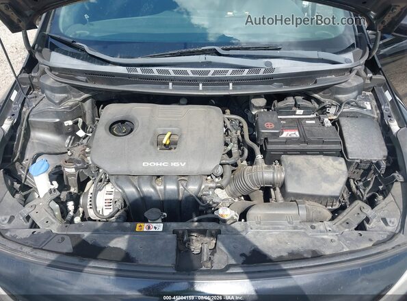 3KPFK4A70HE080457 2017 KIA FORTE Black Rear view