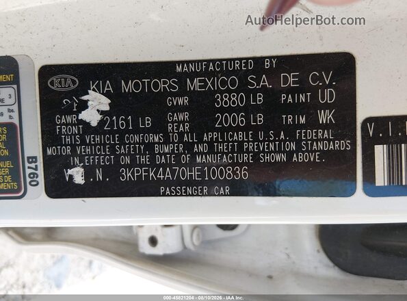 3KPFK4A70HE100836 2017 KIA FORTE White Engine compartment view