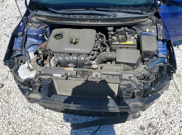3KPFK4A70HE160289 2017 KIA FORTE Blue Вид задньої частини салону