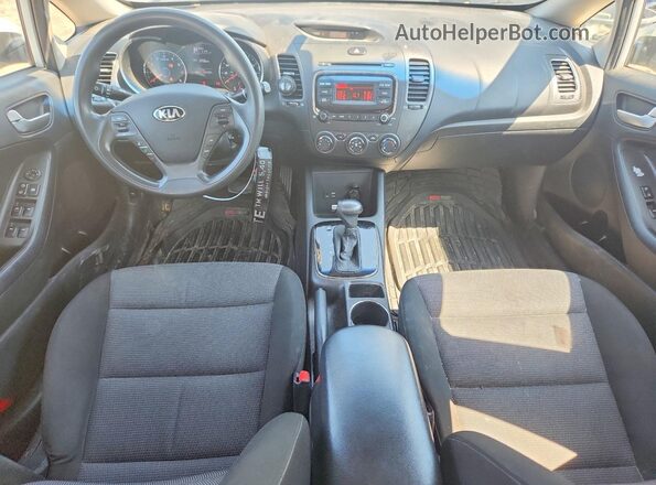 3KPFK4A71HE071508 2017 KIA FORTE White წინა პანელის ხედი