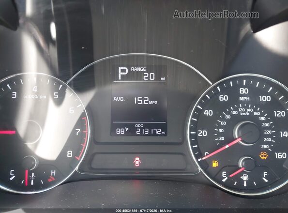 3KPFK4A71HE120108 2017 KIA FORTE Белый Вид задних сидений
