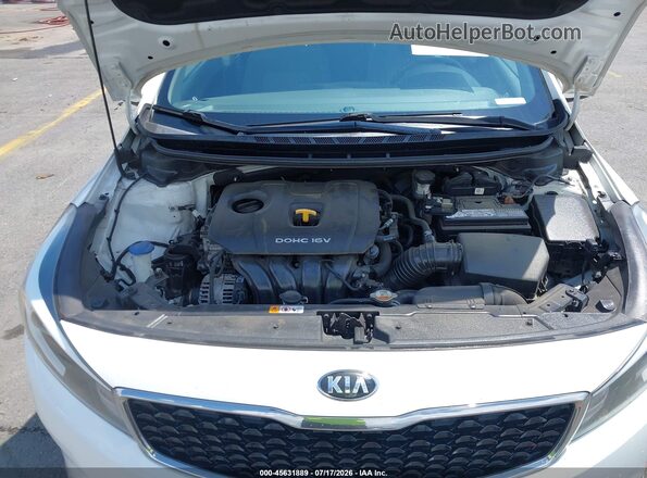 3KPFK4A71HE120108 2017 KIA FORTE Белый Вид сзади