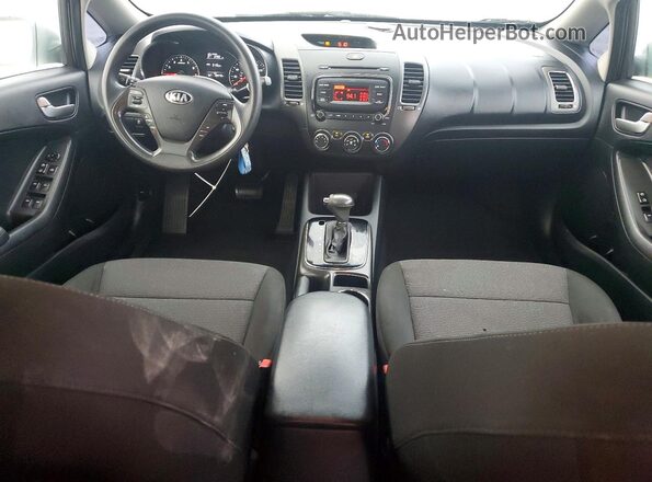 3KPFK4A71HE146398 2017 KIA FORTE Коричневый Вид панели приборов
