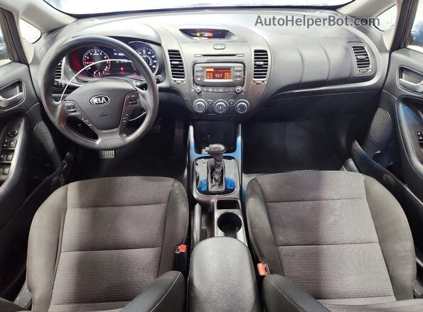 3KPFK4A71HE158776 2017 KIA FORTE Gray Widok deski rozdzielczej